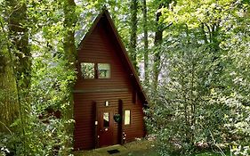 Peaceful Cowslip Lodge - Finlake Spa Resort In Devon